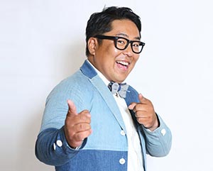 いけだてつやさん胸像