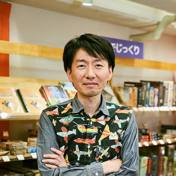 丸田の胸像写真